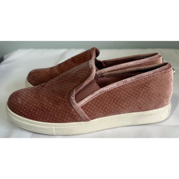 Steve Madden Zarayy Pink Blush Velour Slip-On Sneaker Flats Womens 7.5 Casual - Picture 3 of 11